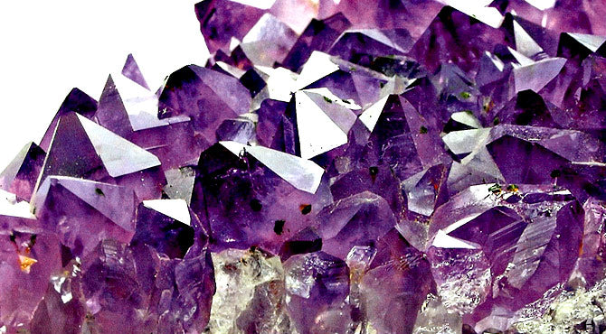 Todo sobre la piedra Amatista y sus propiedades.