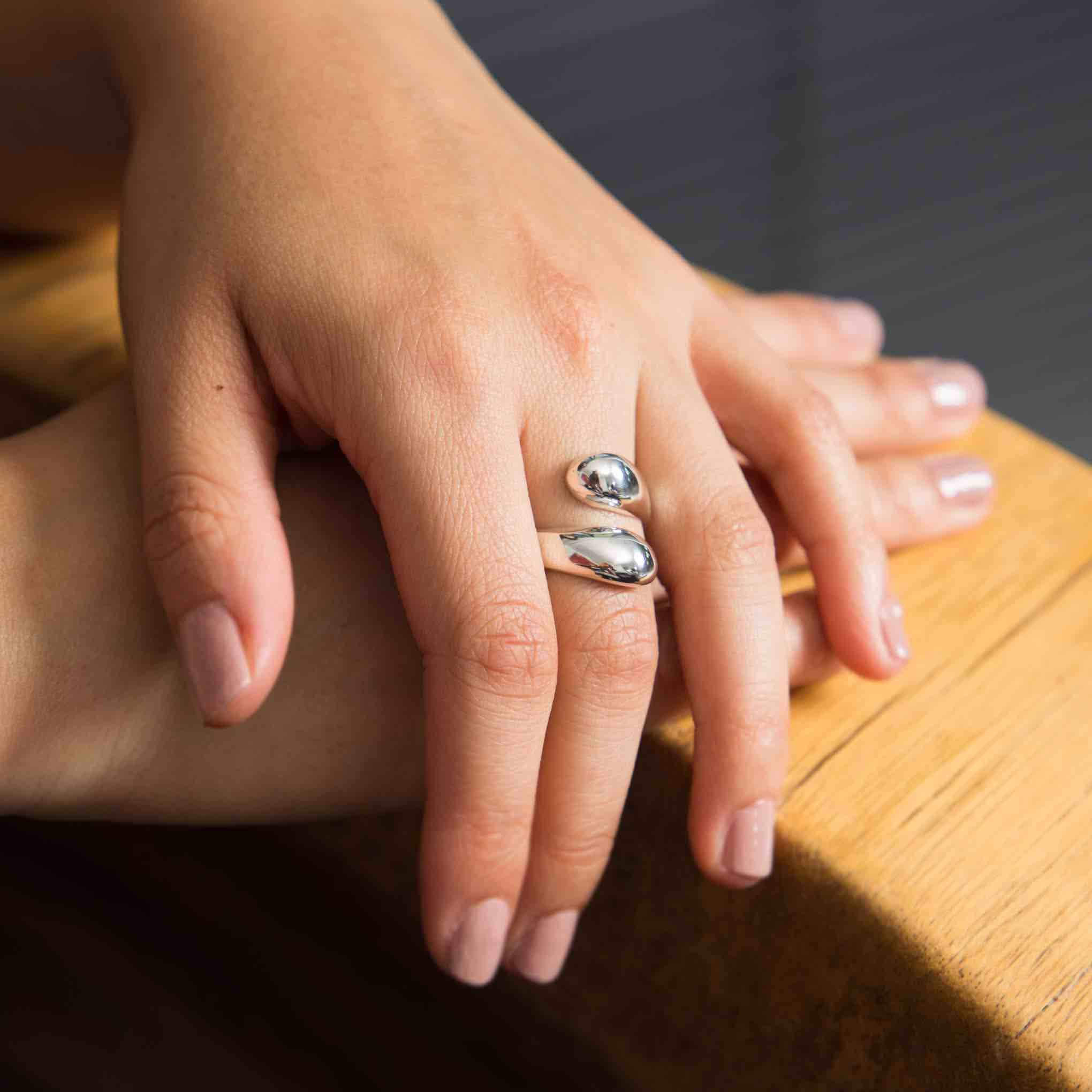 Anillo gotas de plata